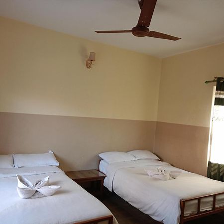 Pokhara Metro Eco Hotel Buitenkant foto