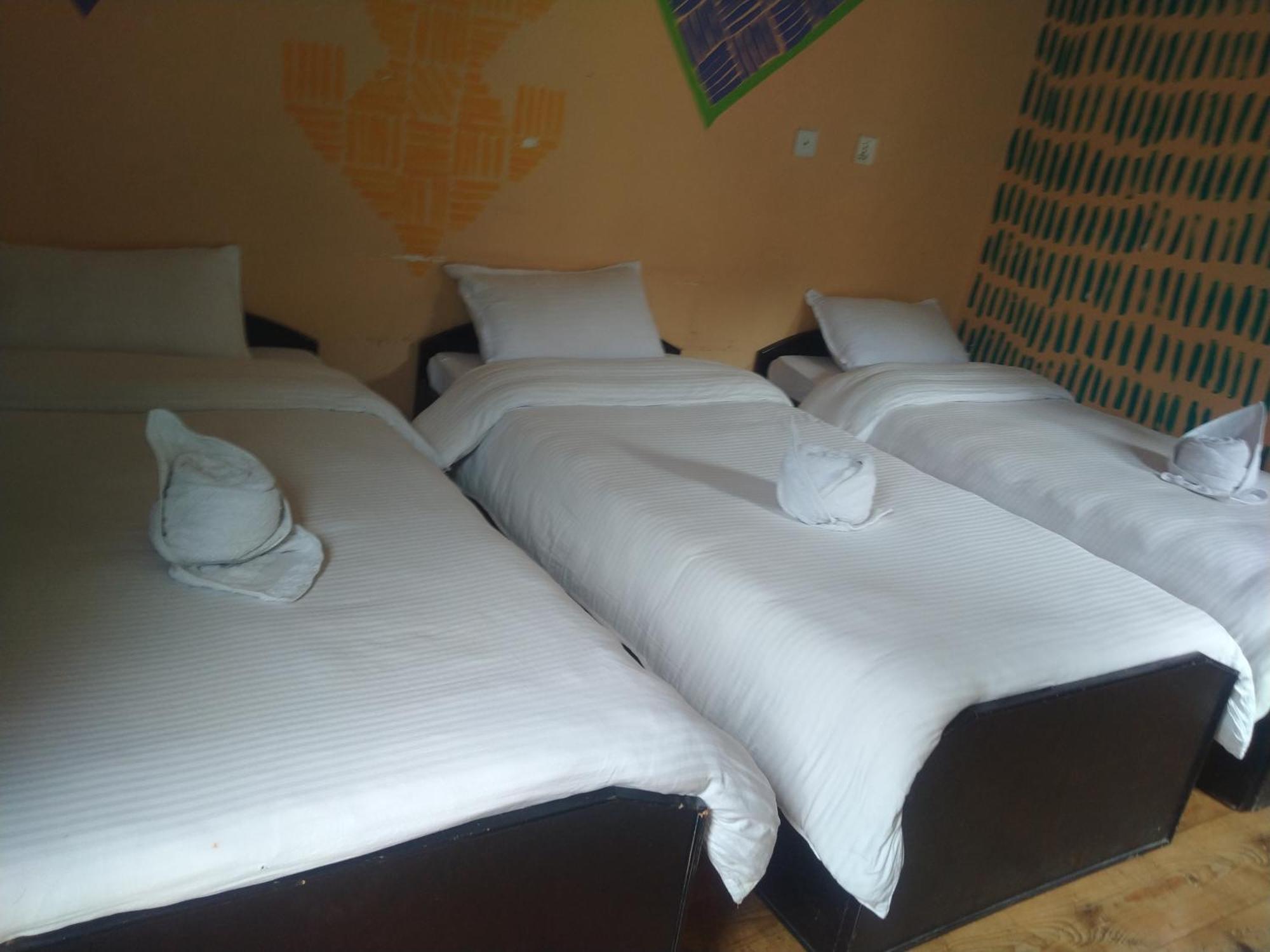 Pokhara Metro Eco Hotel Kamer foto