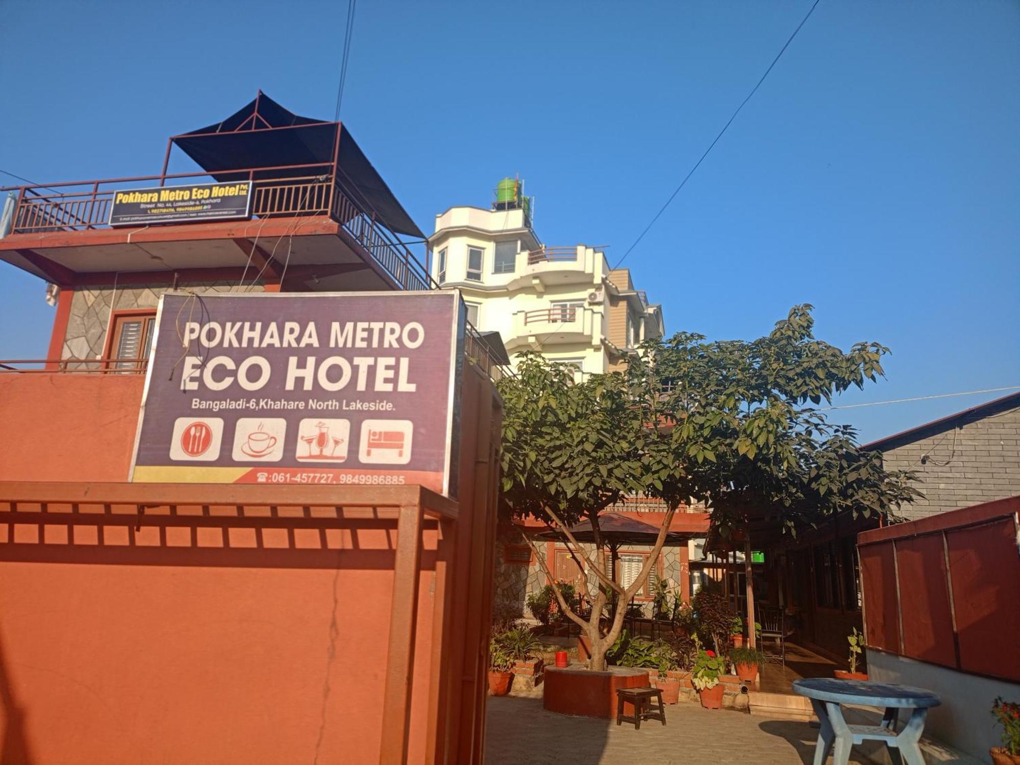 Pokhara Metro Eco Hotel Buitenkant foto