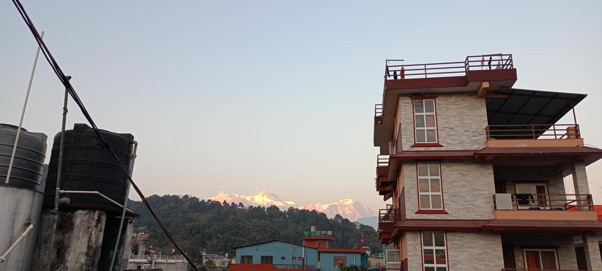 Pokhara Metro Eco Hotel Buitenkant foto
