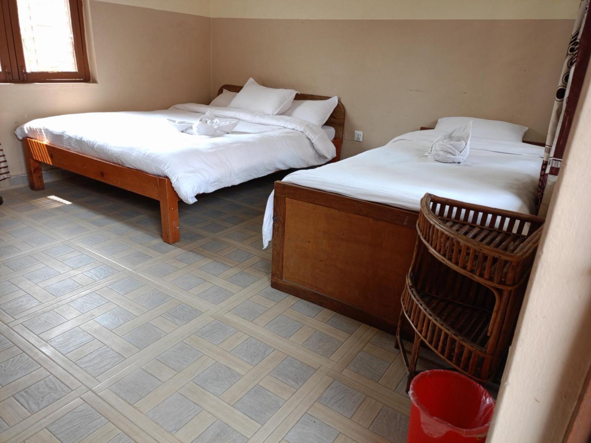 Pokhara Metro Eco Hotel Buitenkant foto
