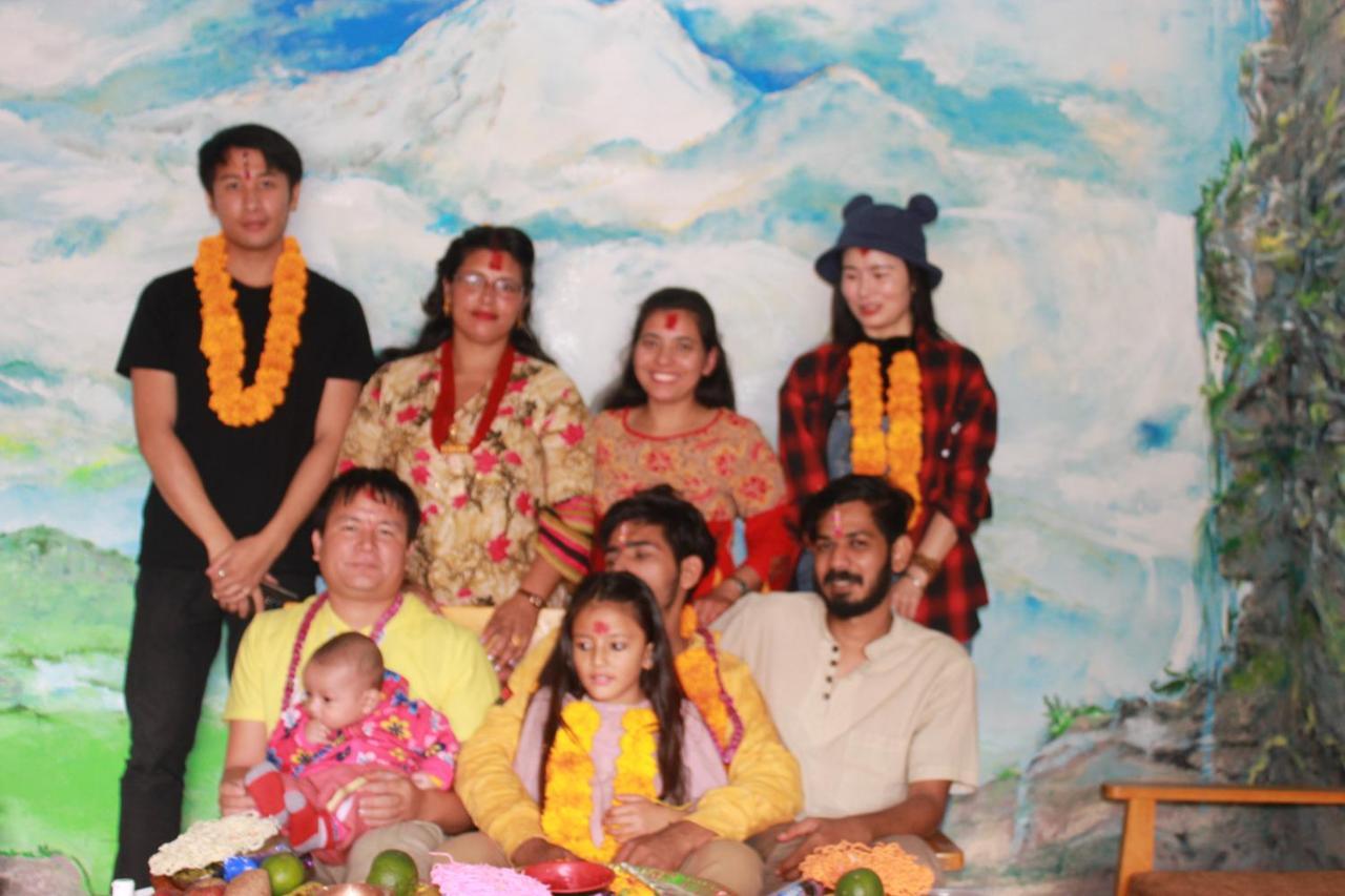 Pokhara Metro Eco Hotel Buitenkant foto